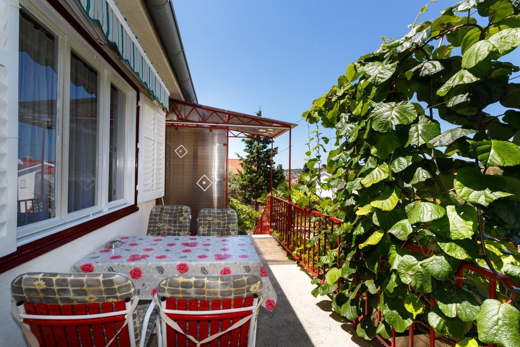 Apartments Lovorik Krk Town Extérieur photo